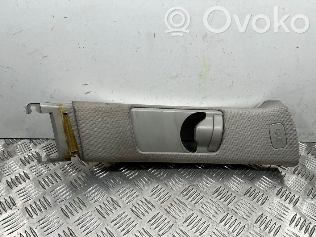 Subaru Outback Pilar (B) (superior) 