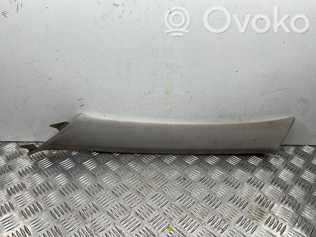 Subaru Outback Pilar (A) 
