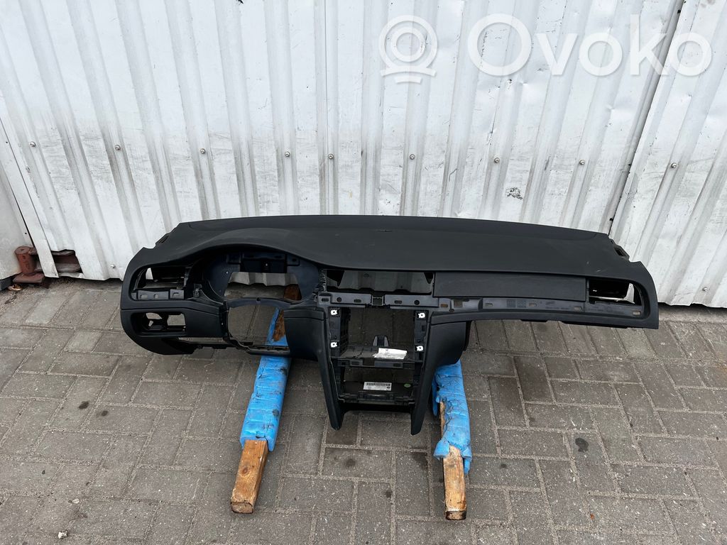 Skoda Superb B6 (3T) Panel de instrumentos 