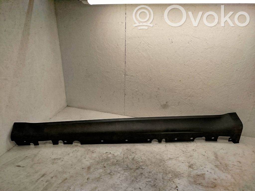 BMW X6 E71 Sill 