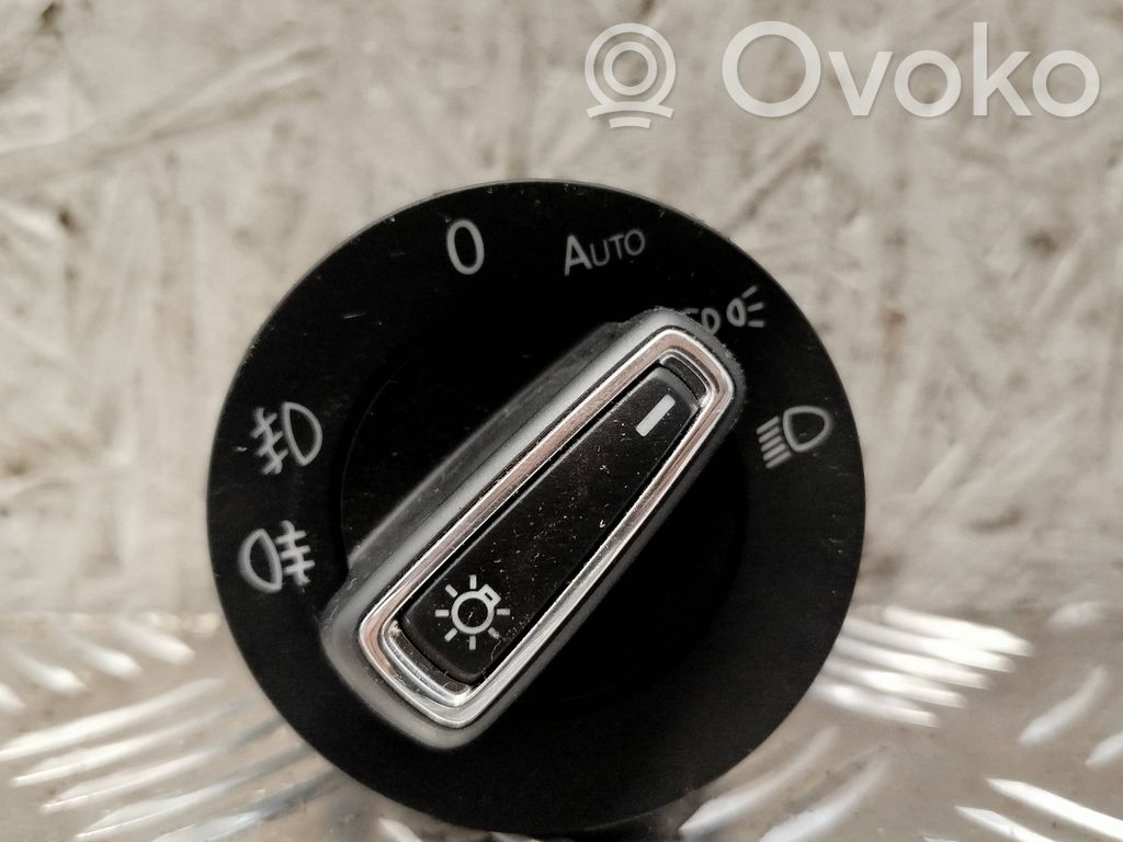 Light switch   5G0941431AF