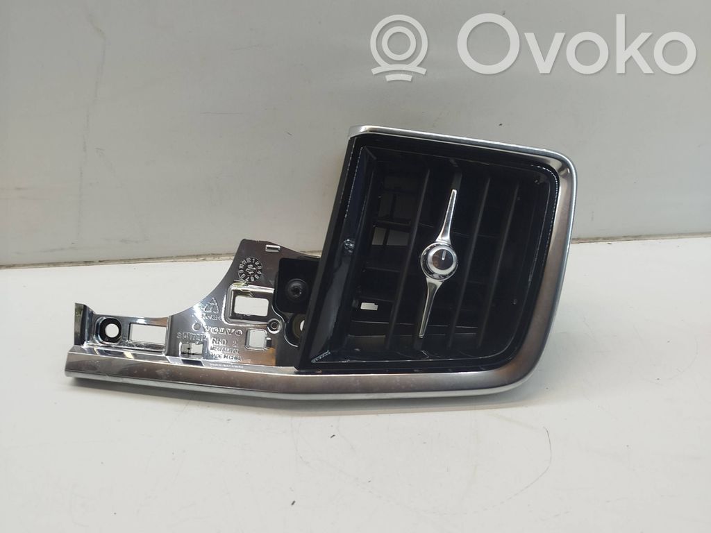 Volvo S90, V90 Ramka schowka deski rozdzielczej 