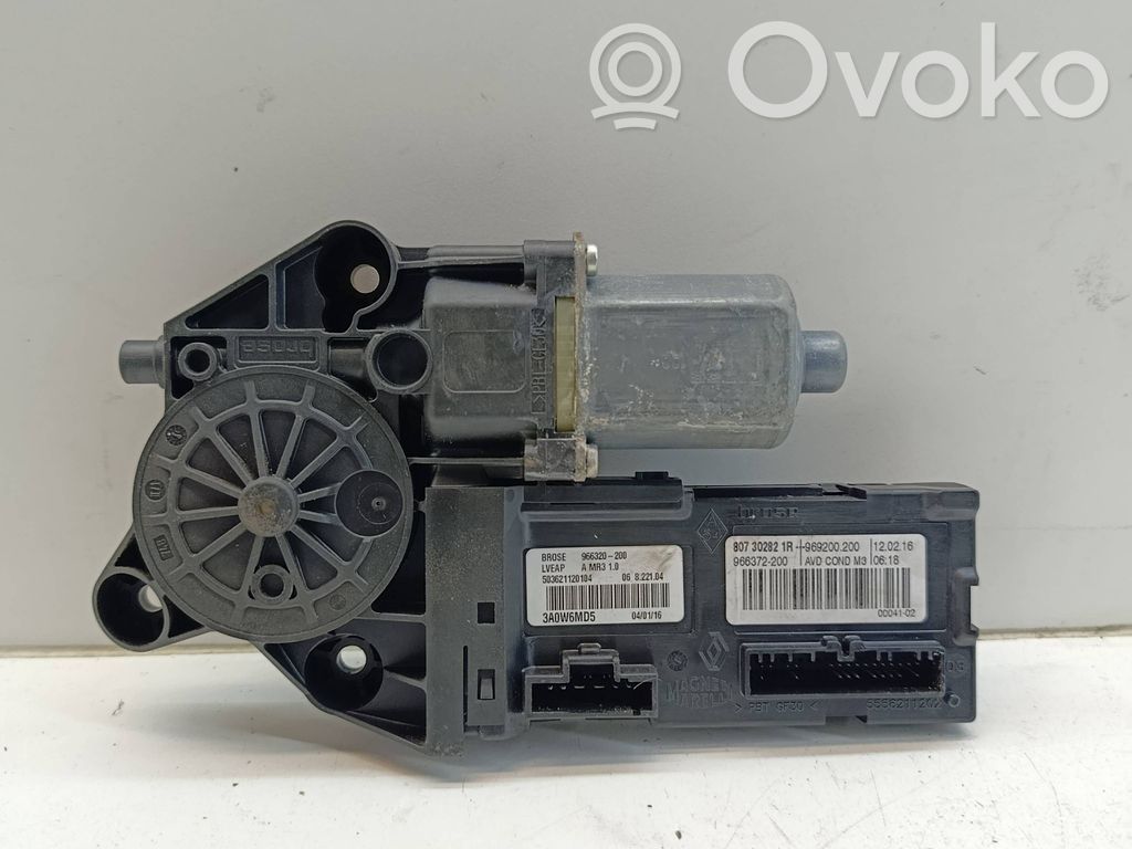 Renault Megane III Silnik regulatora szyby drzwi przednich 