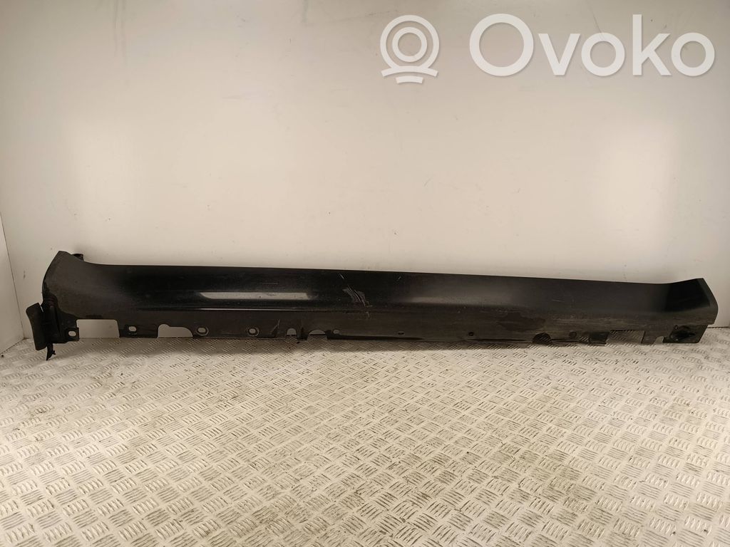 BMW X5 E70 Sill 