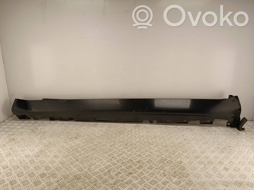 BMW X5 E70 Sill 
