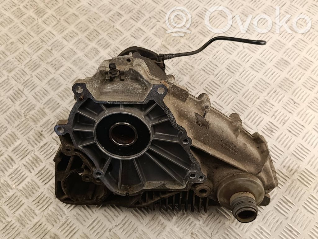 BMW X5 E70 Gearbox transfer box case 