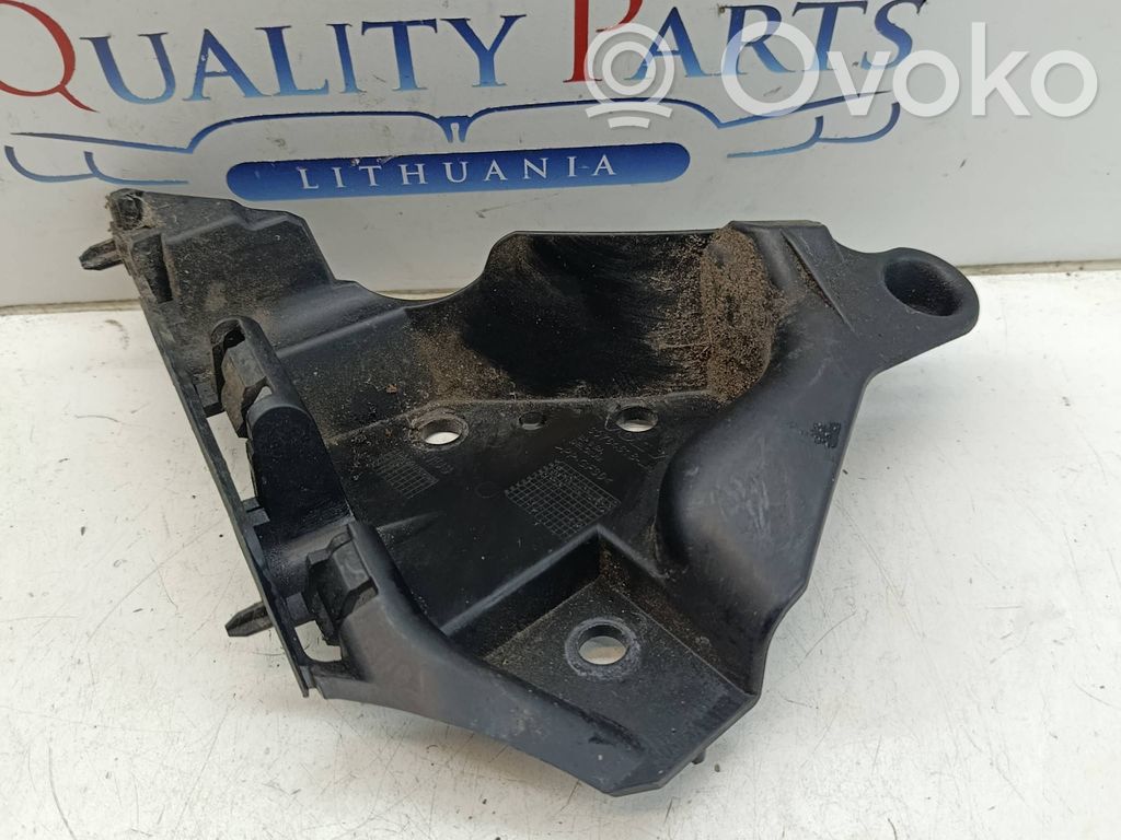Front bumper mounting bracket   30764618