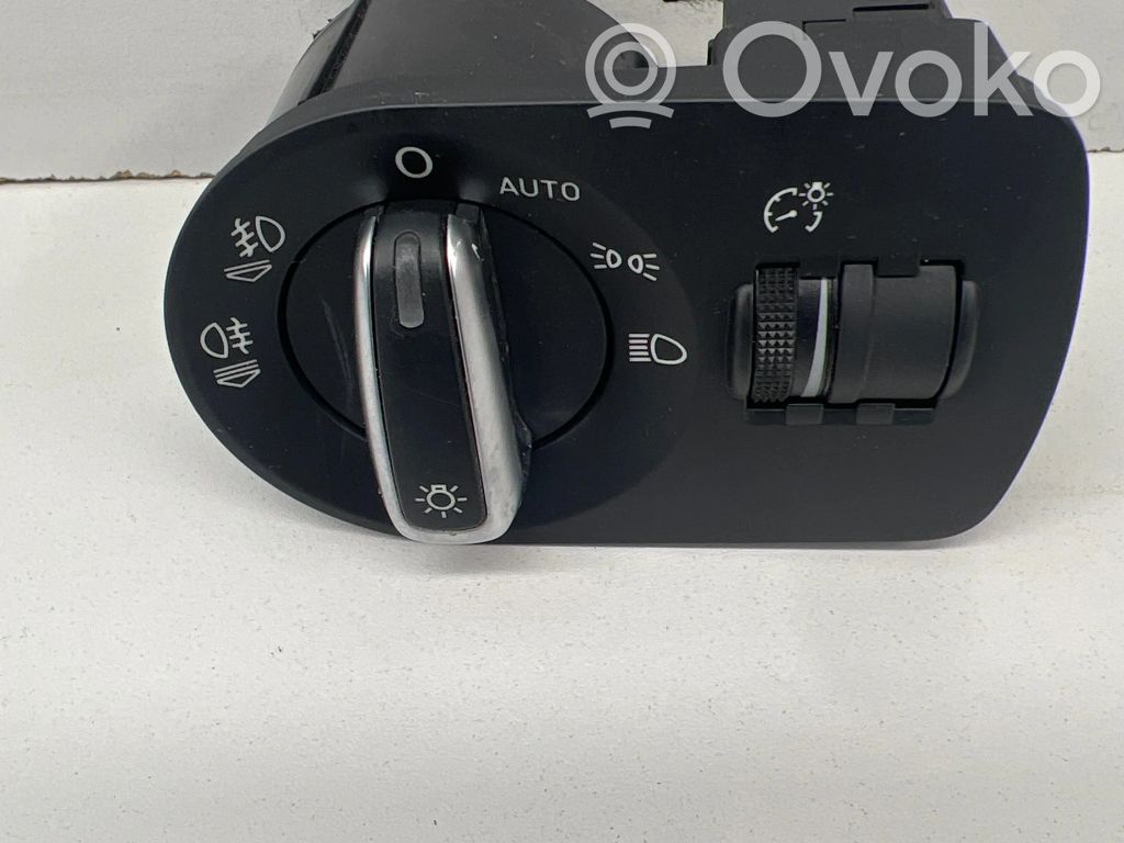 Audi A1 Light switch 