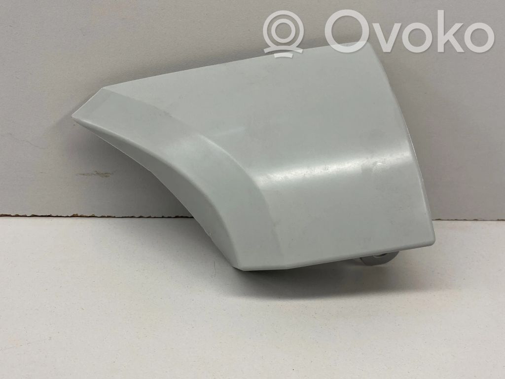 Ford Mondeo Mk III Rear light trim 