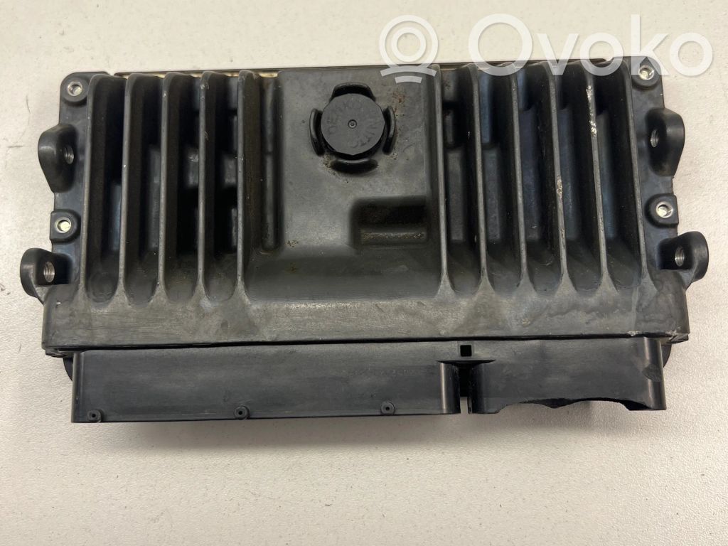 Toyota Yaris XP210 Engine control unit/module 