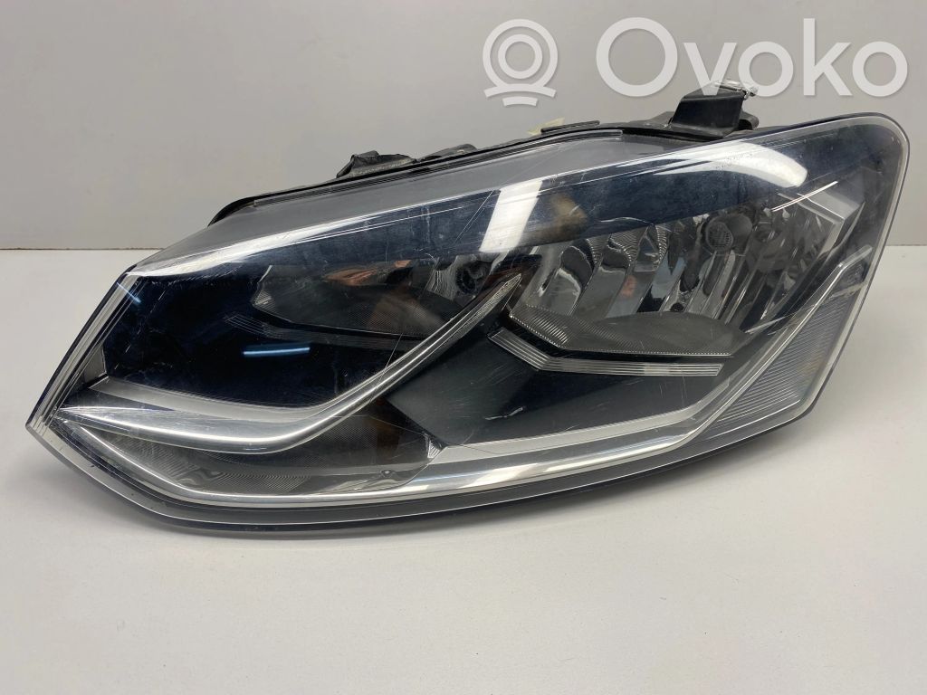 Volkswagen Polo V 6R Lampa przednia 