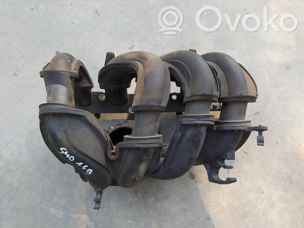 Volvo V50 Colector de admisión 