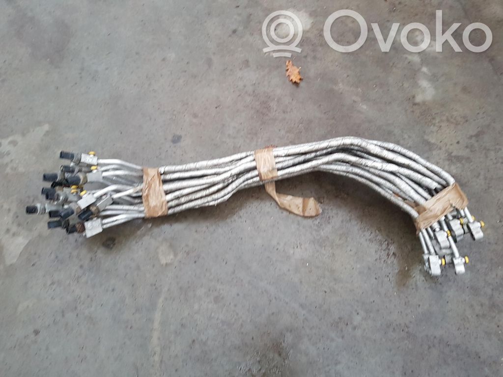 Ilmastointilaitteen putki (A/C)   3400430