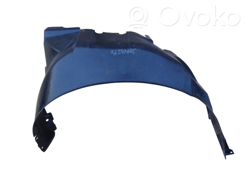 Daewoo Lanos Etulokasuojan reuna 