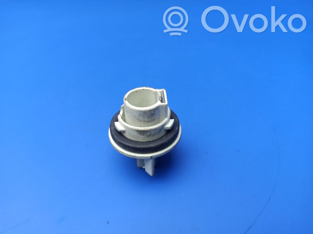 Mercedes-Benz C W203 Headlight/headlamp bulb 