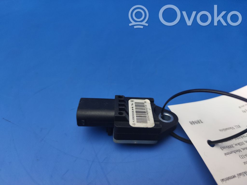 Mercedes-Benz B W245 Airbag deployment crash/impact sensor 