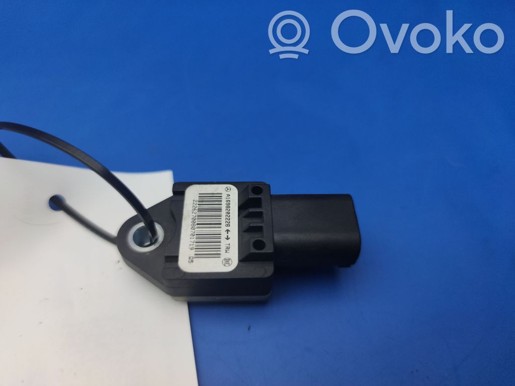 Mercedes-Benz B W245 Airbag deployment crash/impact sensor 