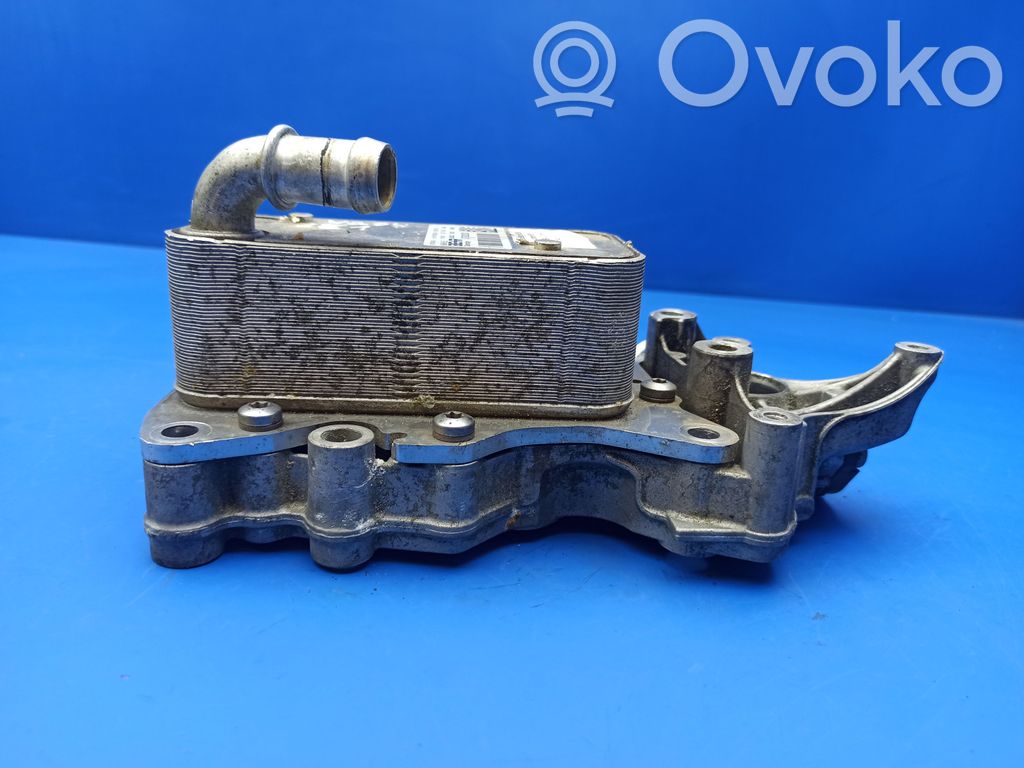 Mercedes-Benz C W204 Mocowanie / uchwyt filtra oleju 