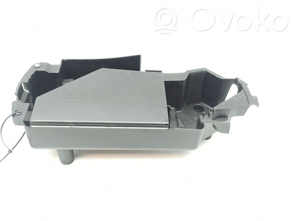 Mercedes-Benz C W204 Instrumentu kaste 