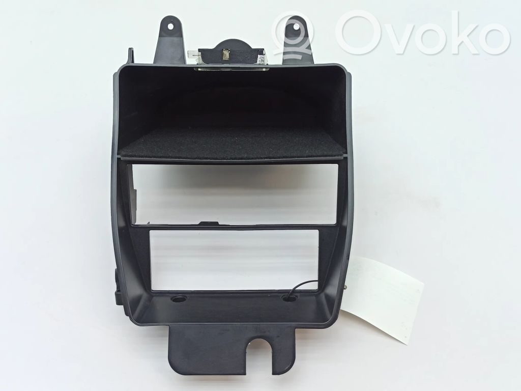 BMW Z4 E85 E86 Glove box central console 