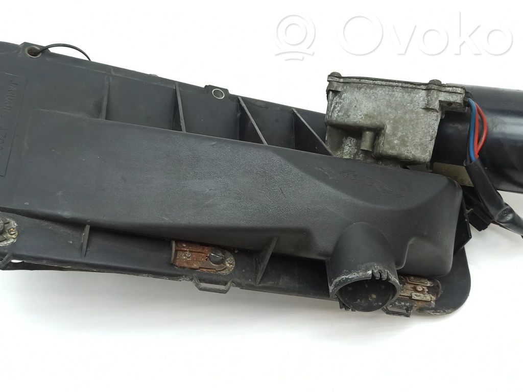 Jaguar XJ X300 Front wiper linkage and motor 