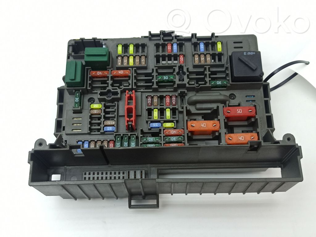 BMW X1 E84 Módulo de fusible 