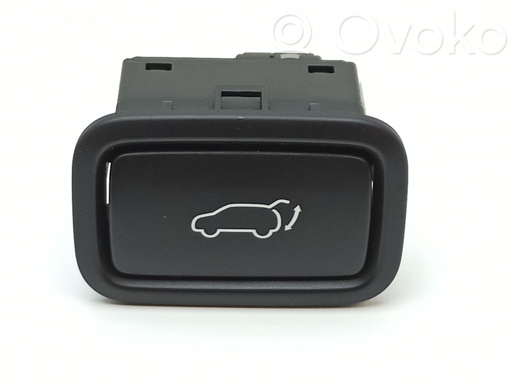 KIA Sportage Tailgate/boot open switch button 