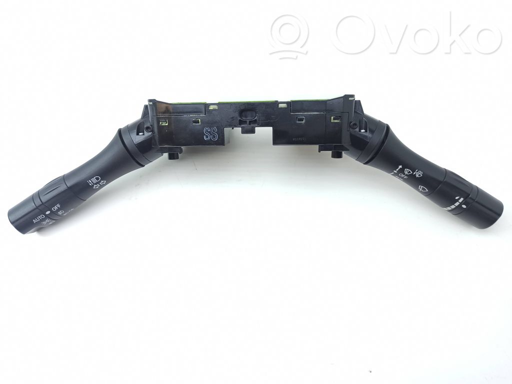 Nissan Navara D23 Commodo, commande essuie-glace/phare 