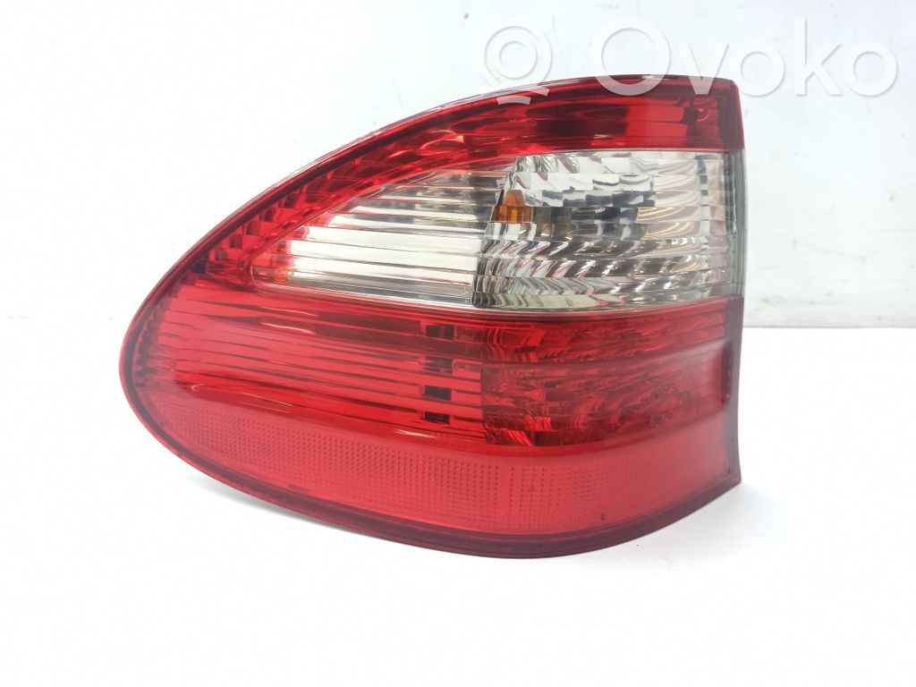 Mercedes-Benz E W211 Lampa tylna 