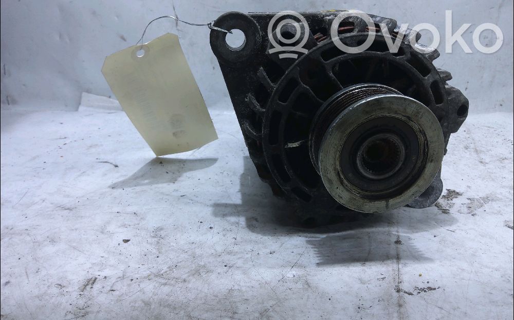 Opel Zafira B Ģenerators 