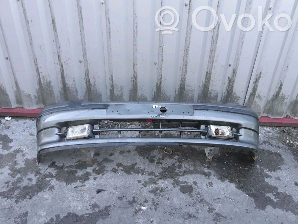 Renault Clio I Front bumper 