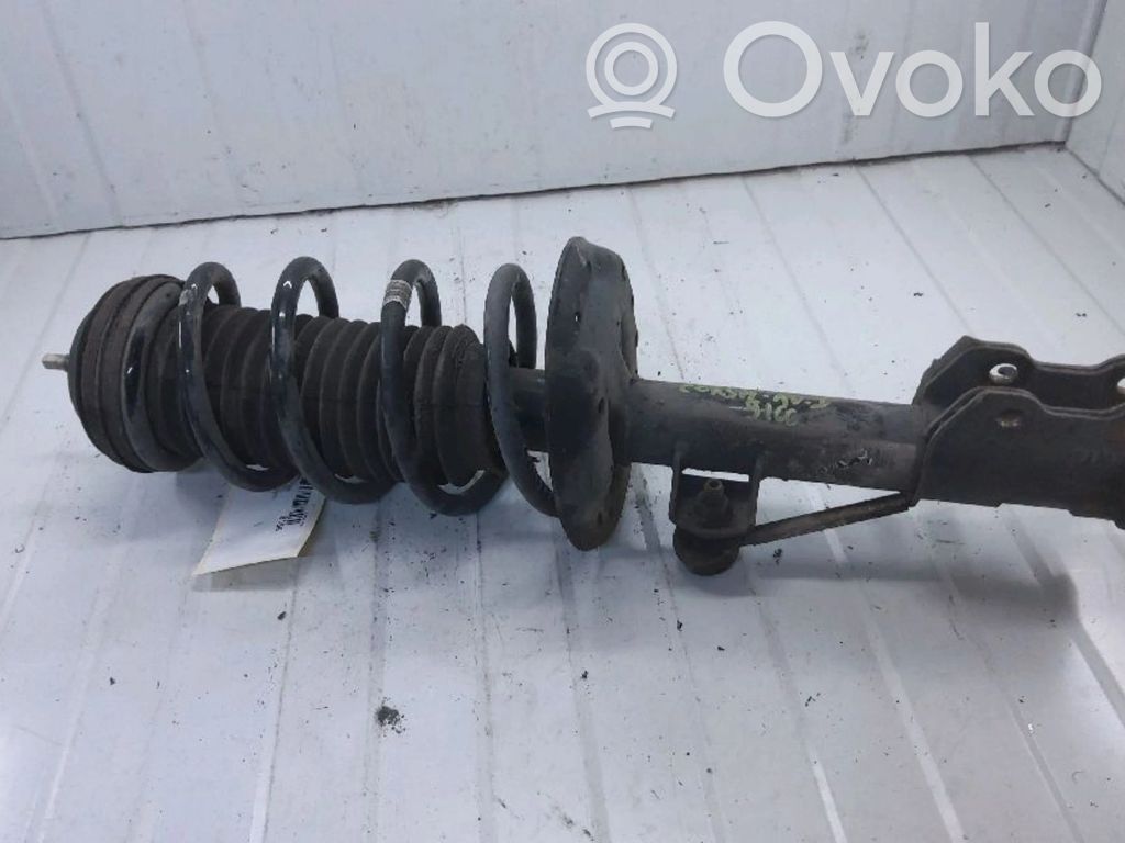 Opel Corsa D Priekšpusē amortizators 