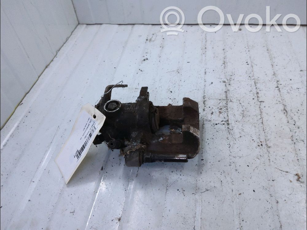 Opel Zafira A Tylny zacisk hamulcowy 