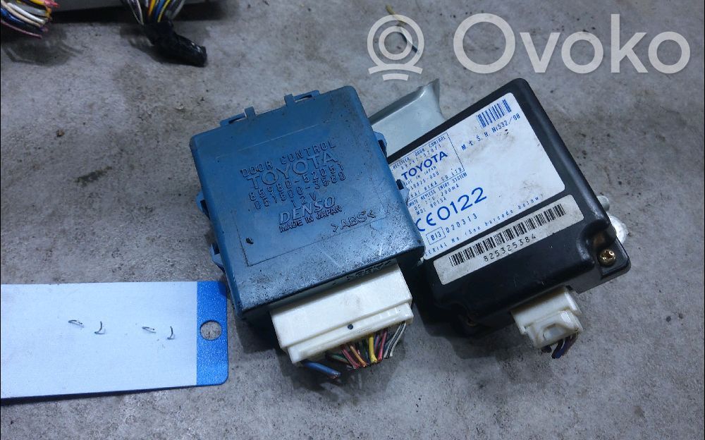 Toyota Yaris Engine control unit/module 