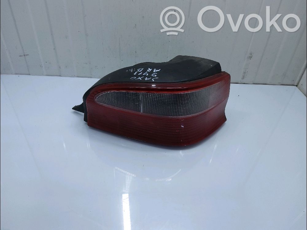 Citroen Saxo Aizmugurējais lukturis virsbūvē 