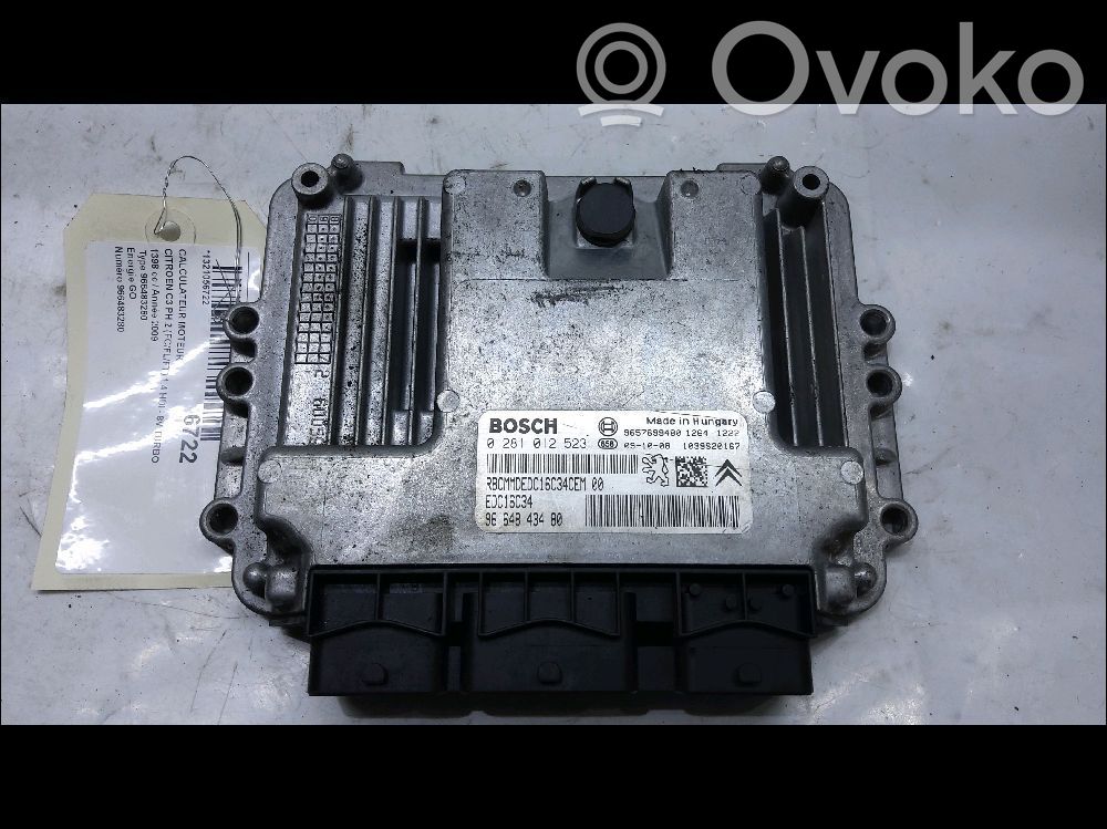 Unidad de control/módulo del motor   1943T3