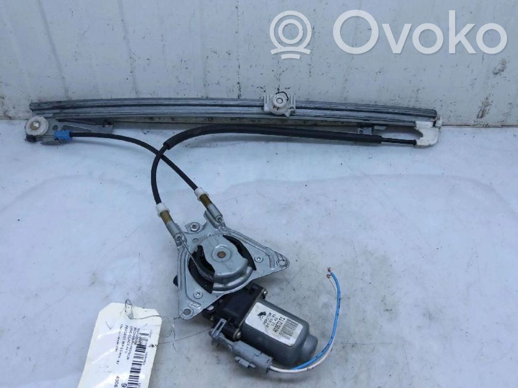 Peugeot 806 Elektryczny podnośnik szyby drzwi przednich 