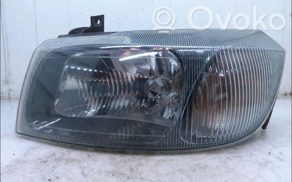 Headlight/headlamp   4696783