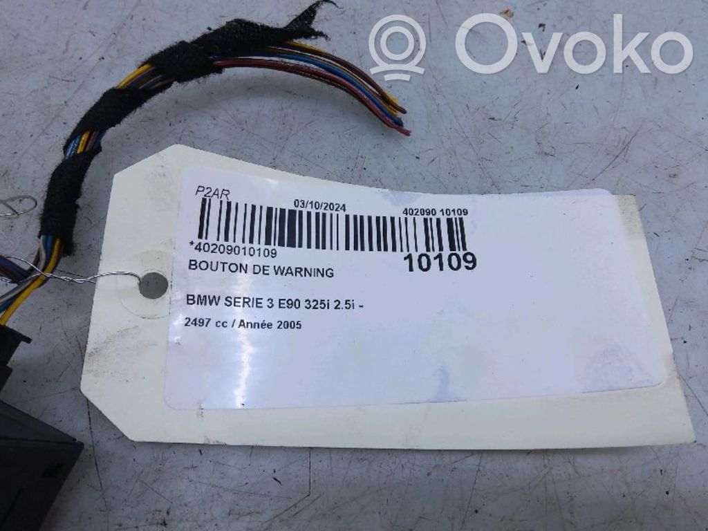 Hazard light switch   6945652