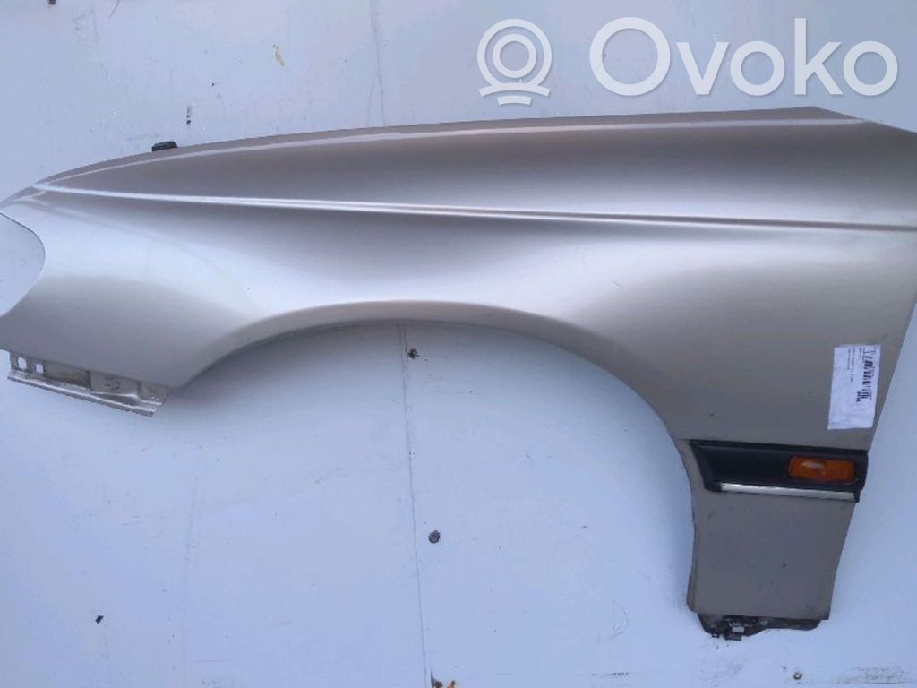 Opel Omega B1 Spārns 