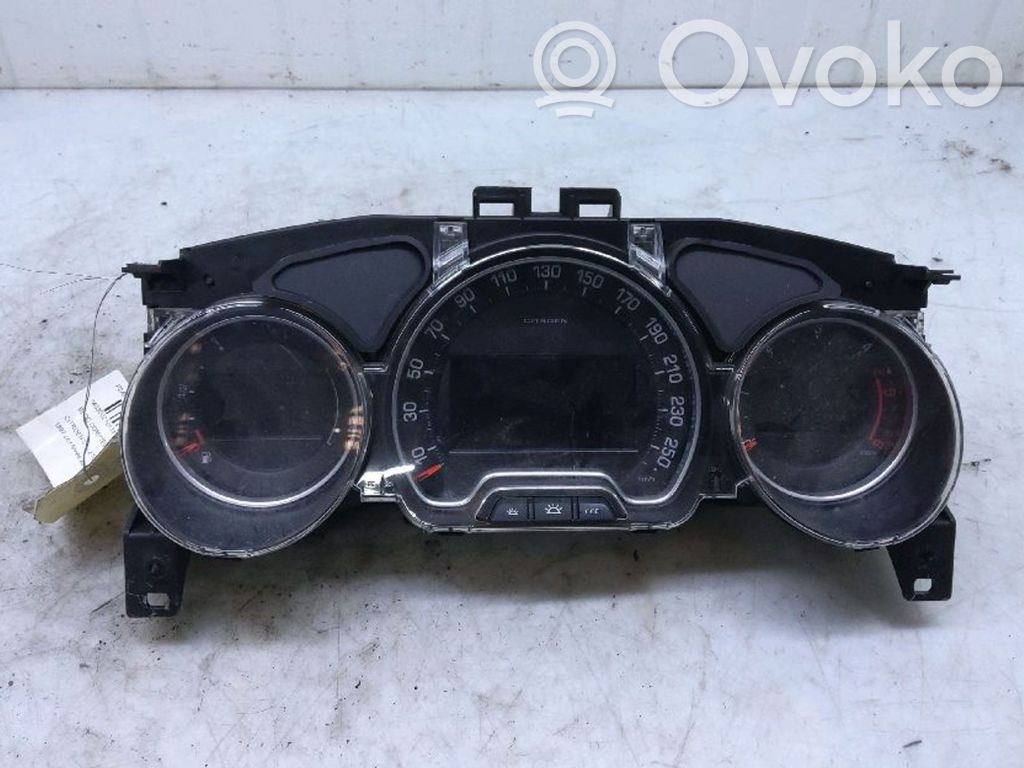 Speedometer (instrument cluster)
