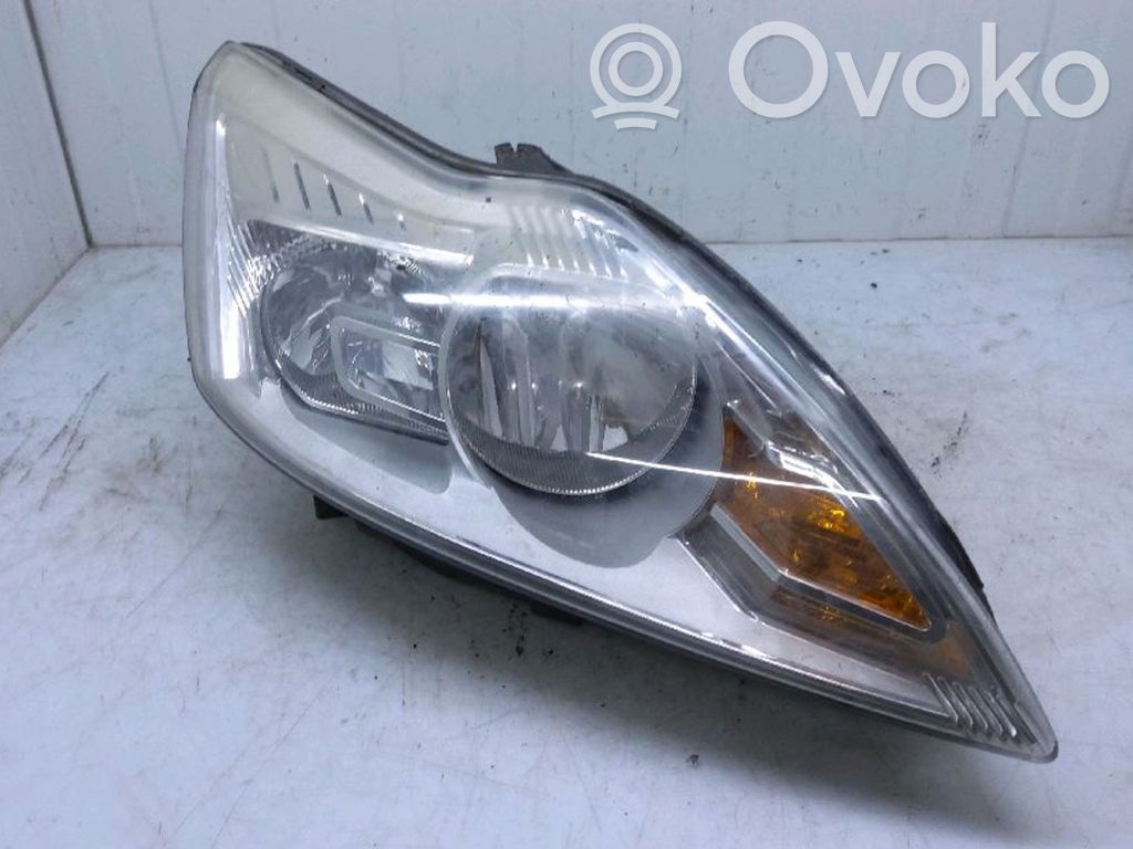 Ford Focus Lampa przednia 
