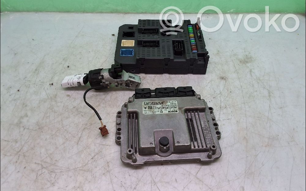 Engine ECU kit and lock set