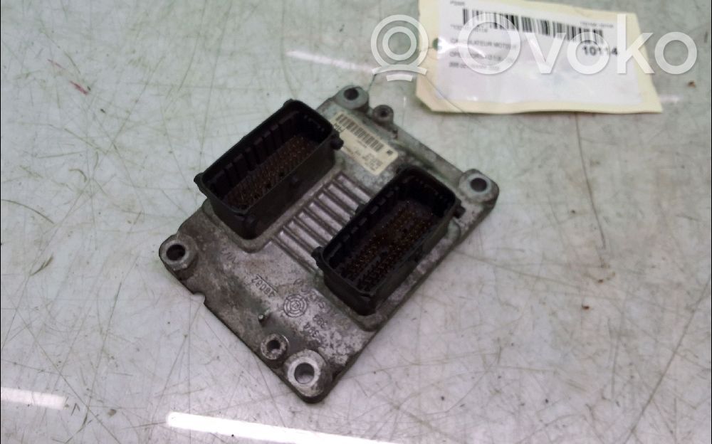 Opel Corsa D Engine control unit/module 