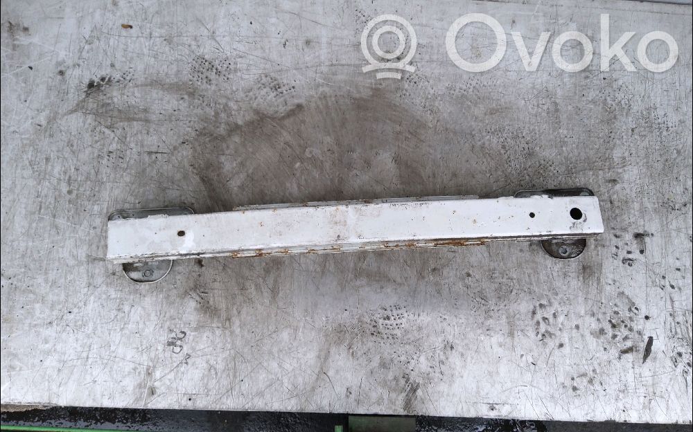 Opel Karl Aizmugurē bampera balka 