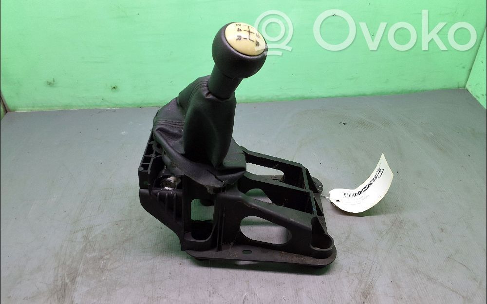Interruptor/perilla de marchas   2400HL