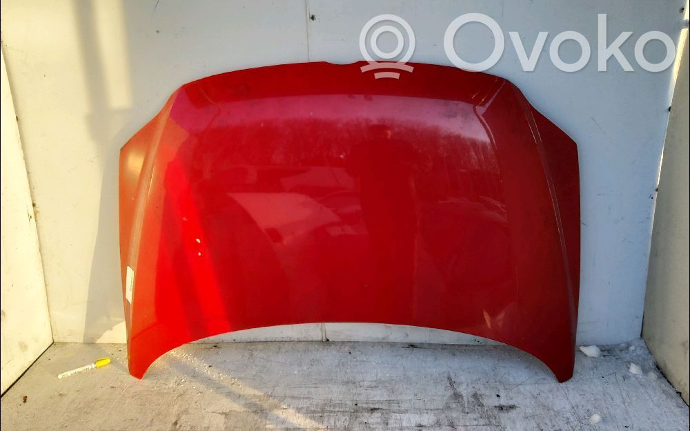 Volkswagen Fox Konepelti 