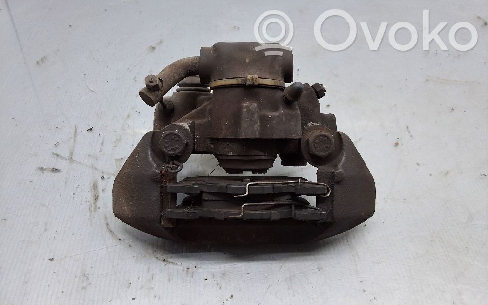 Peugeot 206 CC Tylny zacisk hamulcowy 