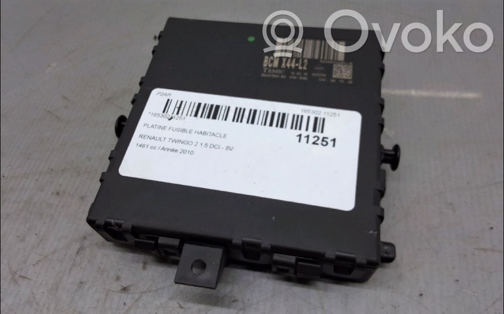 Fuse module   8200874481,8200874481