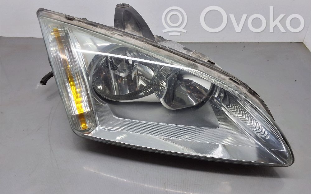 Ford Focus Headlight/headlamp 